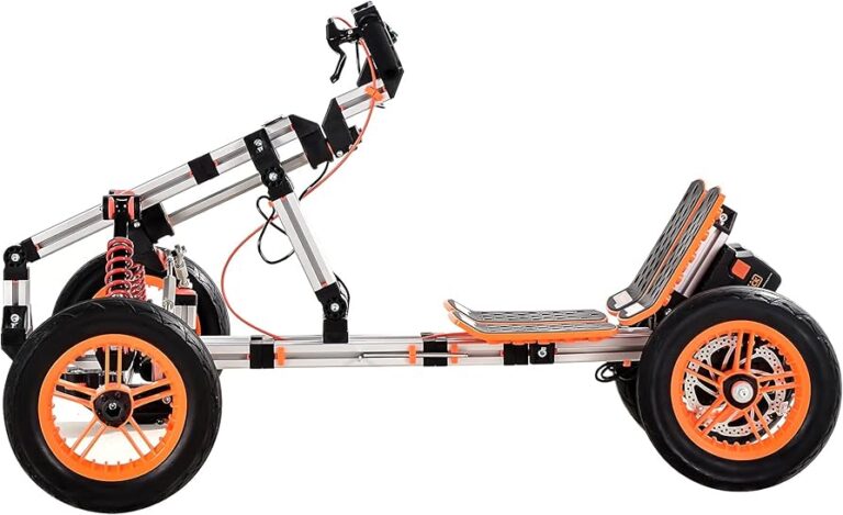 carro tubular en construccion con herramientas