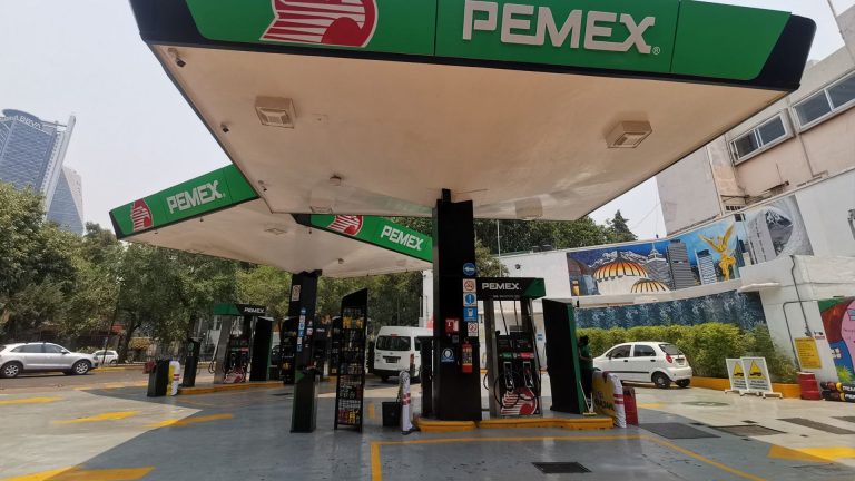 Qué dÃas es más barato cargar gasolina en CDMX según el calendario 43 estacion de gasolina en cdmx al amanecer