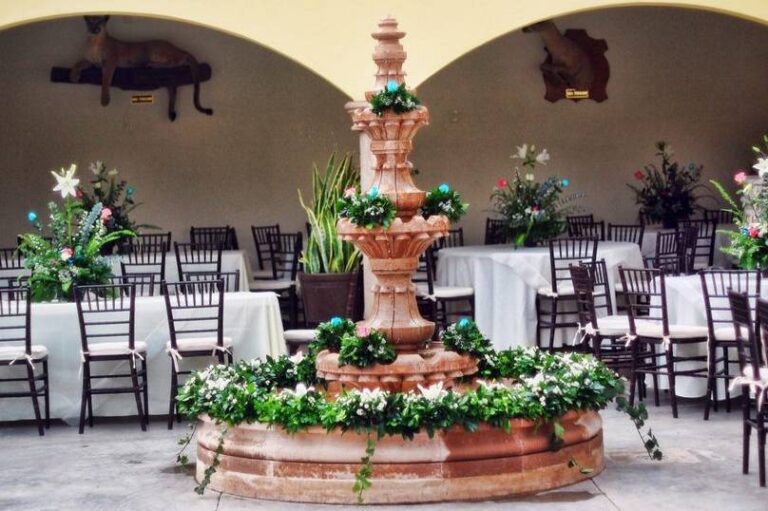 Qué servicios ofrece el salón de jardÃn en la ex hacienda Tepetzingo 24 jardin de una hacienda con eventos elegantes