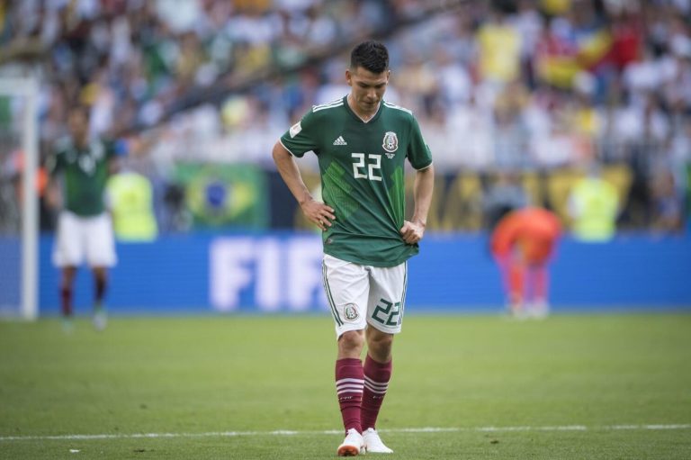 Cuántas personas practican fútbol en México actualmente 49 jugadores de futbol en un campo mexicano