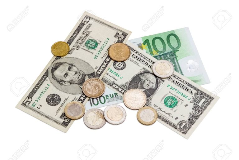 Cuántos números necesito para cobrar en Elektra correctamente 36 monedas y billetes en diversas denominaciones