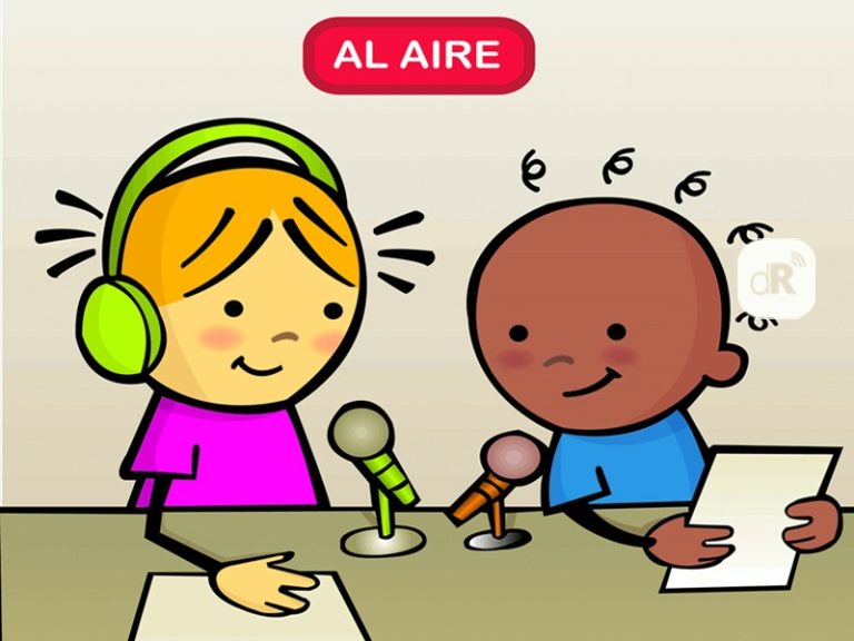 Qué estaciones de radio FM son adecuadas para niños en México 24 ninos disfrutando de la radio juntos