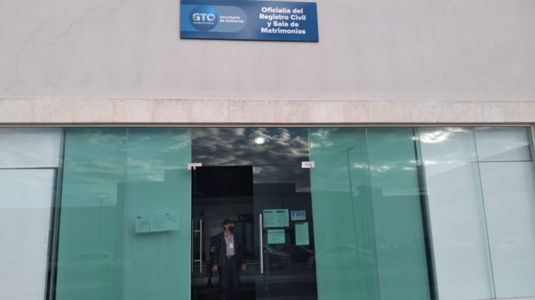 Cómo puedo obtener una copia del acta de nacimiento en León, GTO 7 oficina del registro civil en leon gto