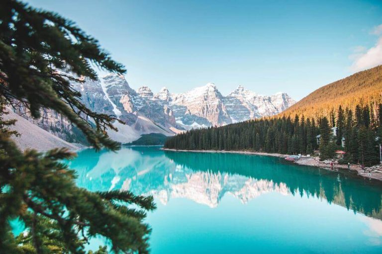 paisaje canadiense con naturaleza exuberante