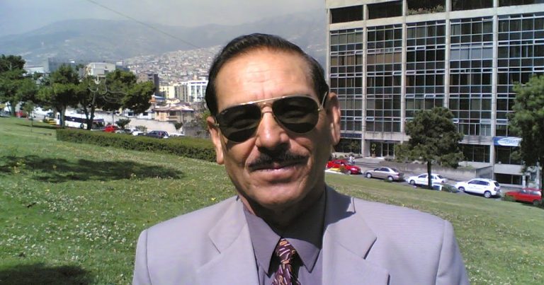 retrato de vicente montano en su entorno