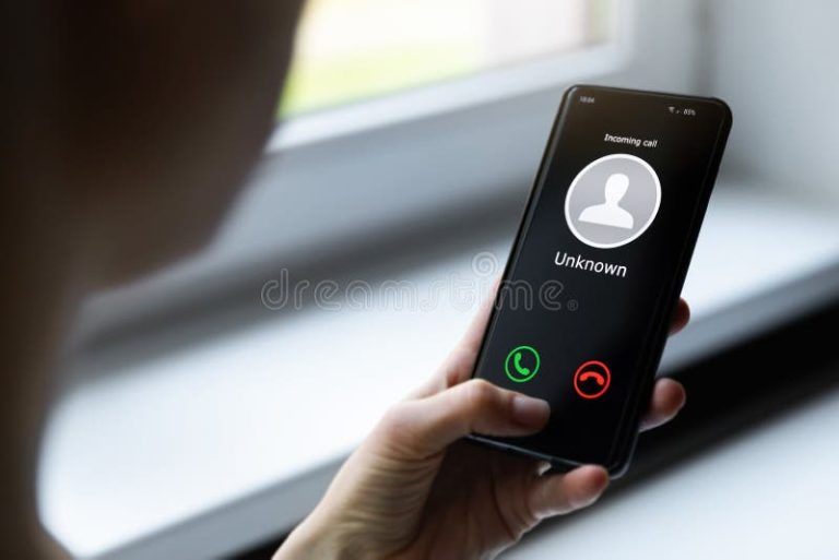 Por qué aparece un número desconocido en mi celular y qué significa 30 telefono movil mostrando llamada entrante desconocida