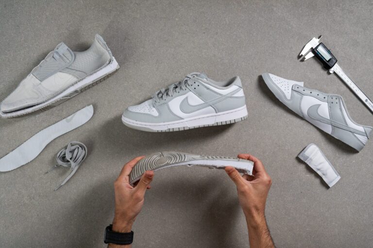 Cómo encontrar los mejores logos de tenis Nike para tus diseños 8 varias zapatillas nike en diferentes angulos