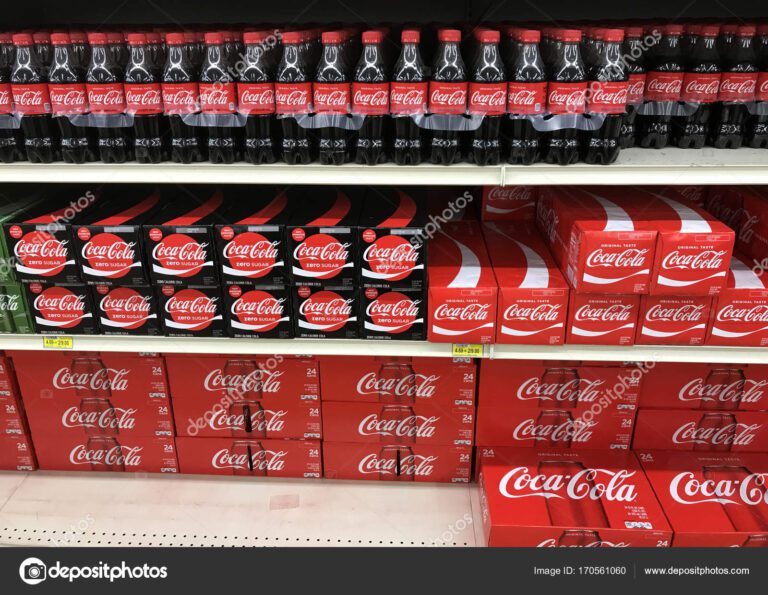 Qué productos vende Coca Cola además de refrescos 21 variedad de productos coca cola en estanteria
